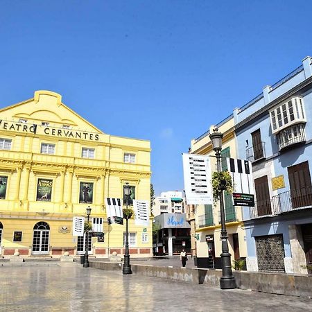Cozy Apartment City Center مالقة المظهر الخارجي الصورة